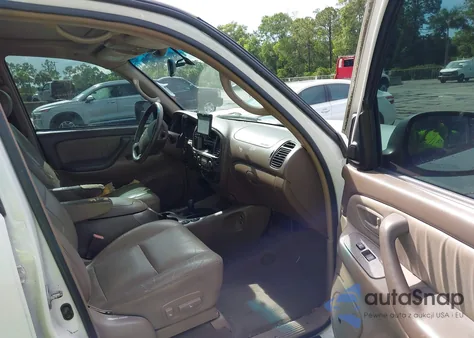 2004 Toyota Sequoia Limited V8 from USA, damaged, VIN 5TDBT48AX4S214047